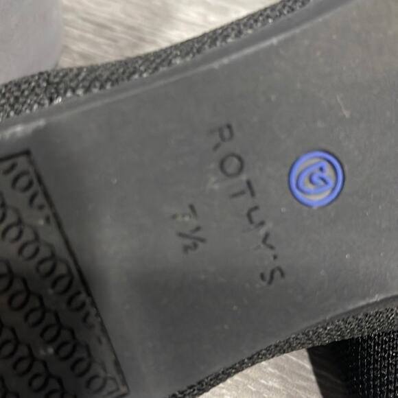 Rothy’s round toe size 7 black womans flat shoes - Picture 7 of 12